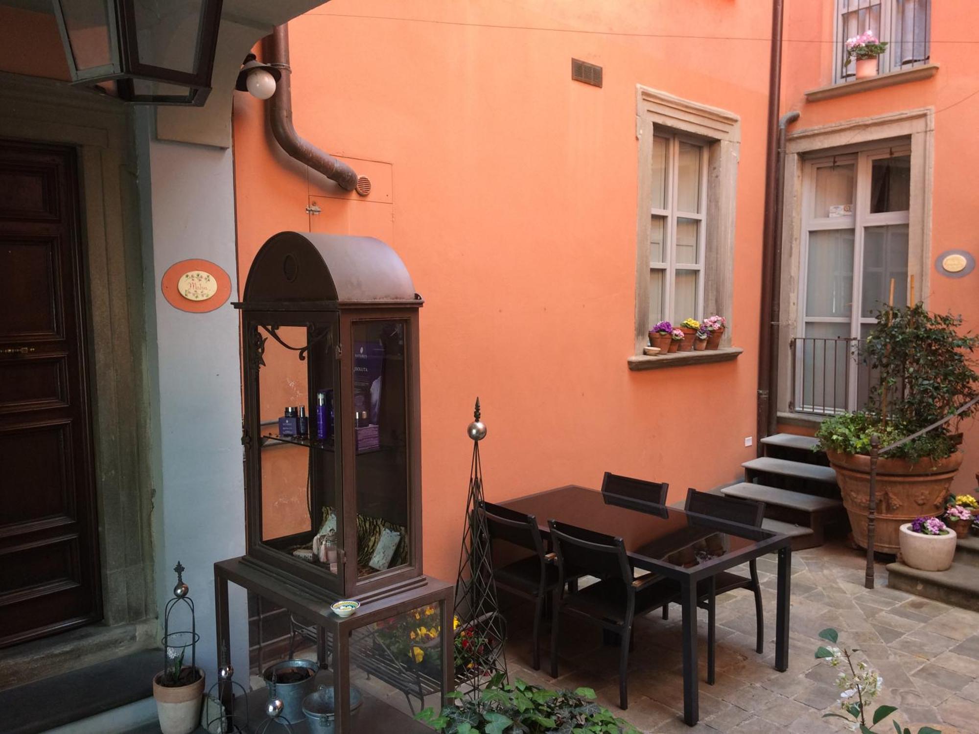 Bed & Breakfast Del Teatro Cagli Buitenkant foto