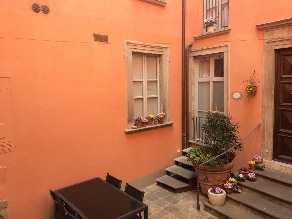 Bed & Breakfast Del Teatro Cagli Buitenkant foto