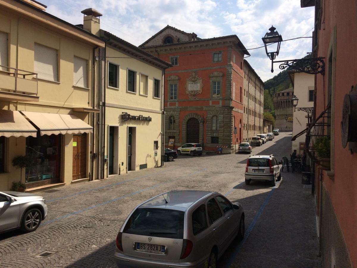 Bed & Breakfast Del Teatro Cagli Buitenkant foto